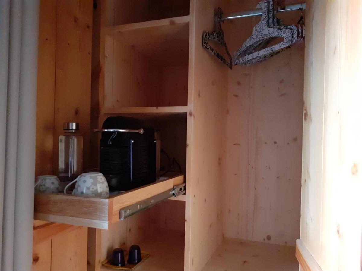 Romont Les Abeilles B&B 외부 사진