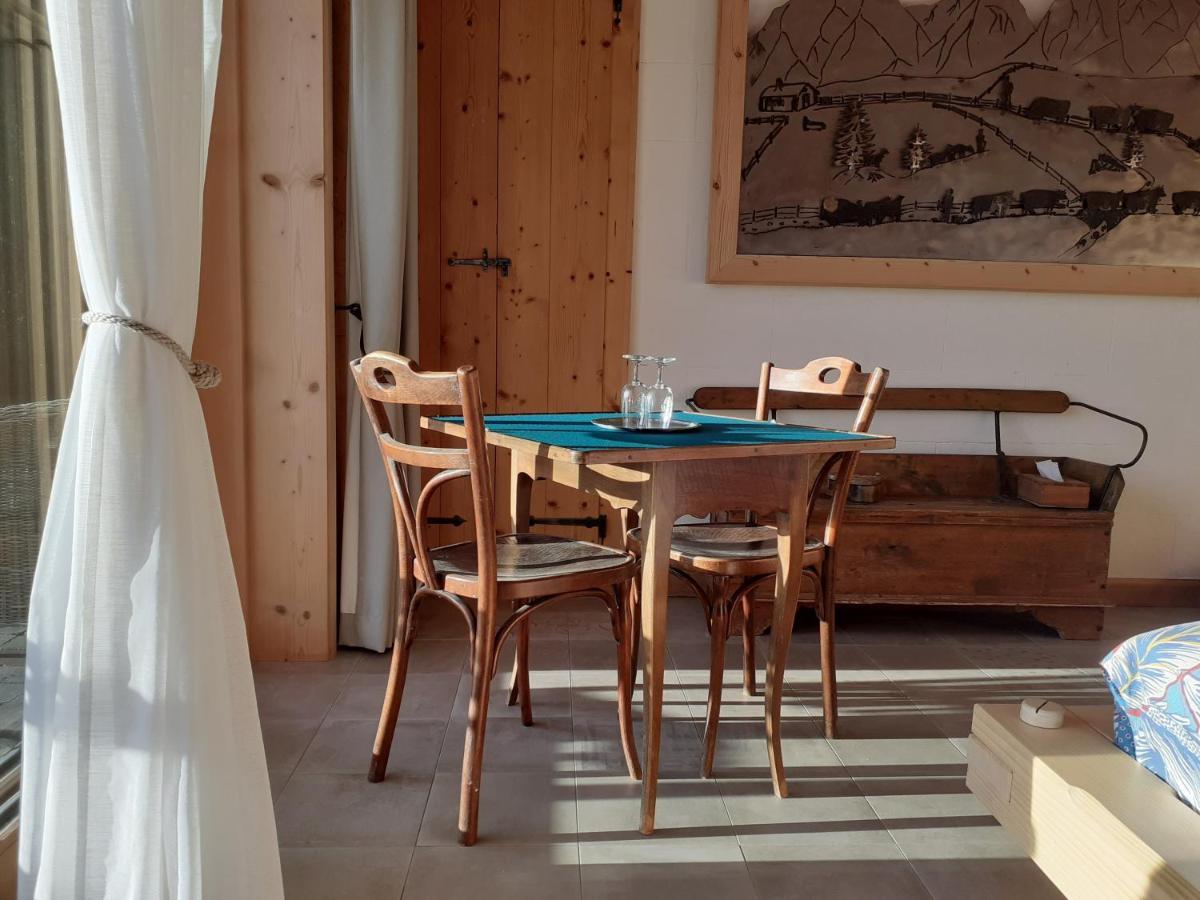 Romont Les Abeilles B&B 외부 사진