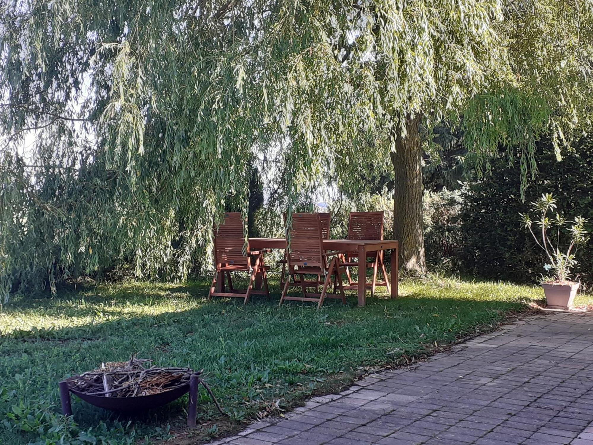 Romont Les Abeilles B&B 외부 사진